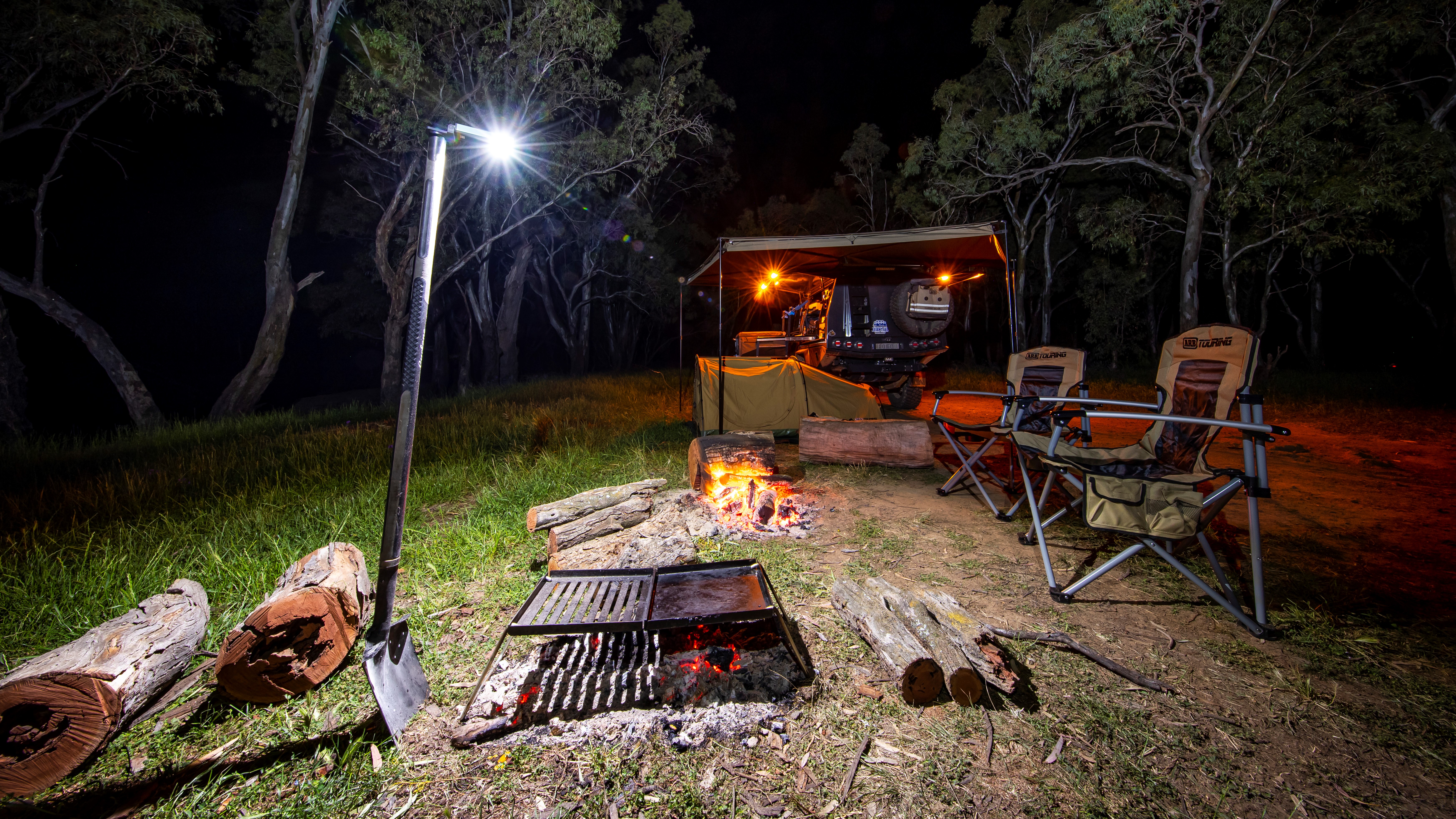ARB Horizontal Work Light campsite